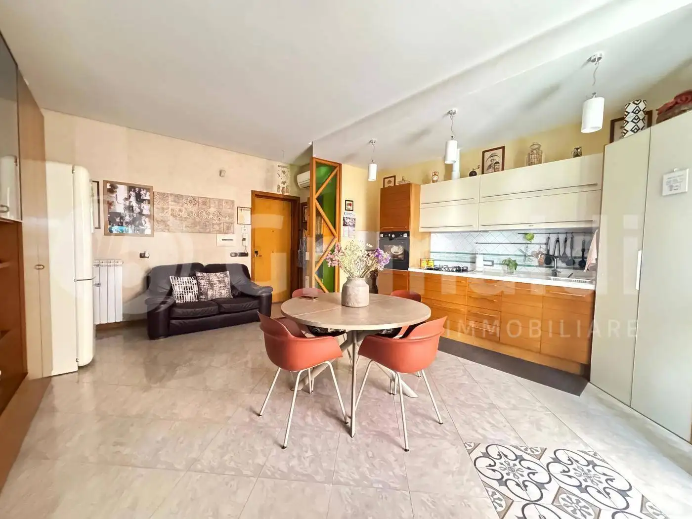 Appartamento in vendita a Napoli