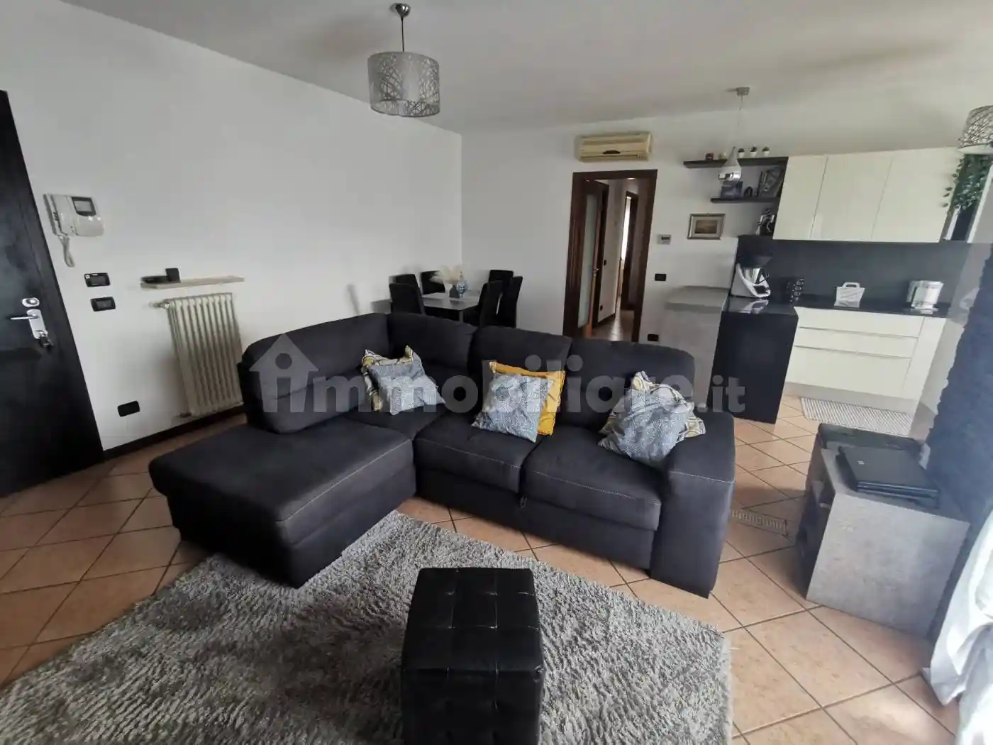 Trilocale ottimo stato, secondo piano, Via Dante, Cremona - foto 3