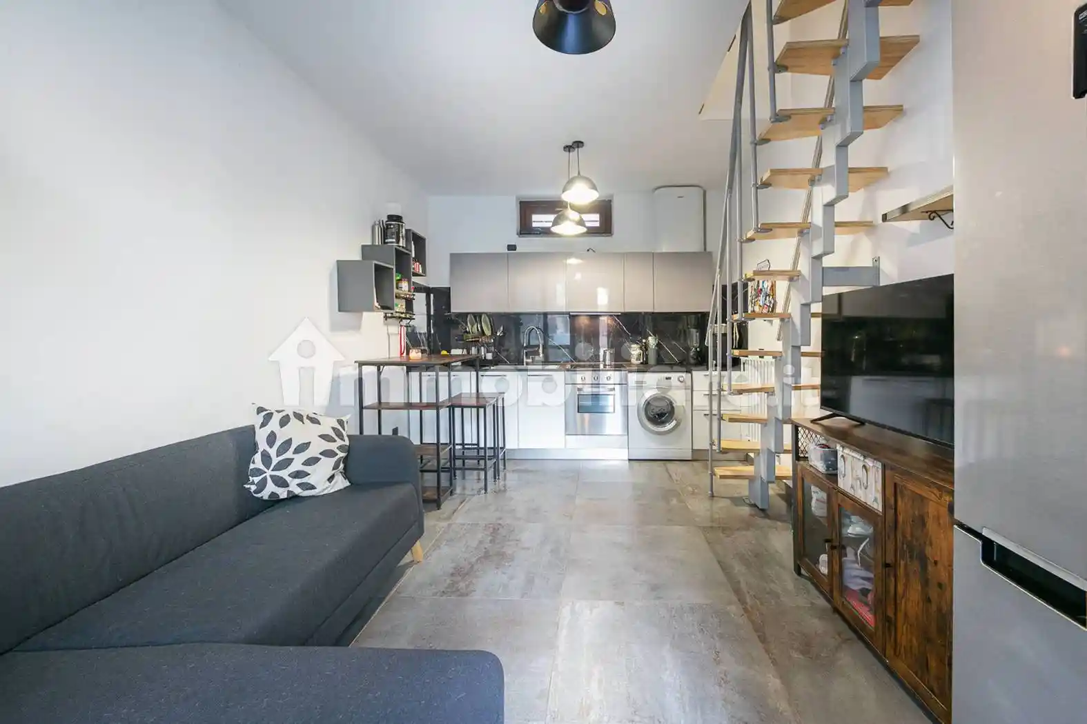 Appartamento in vendita a Biassono