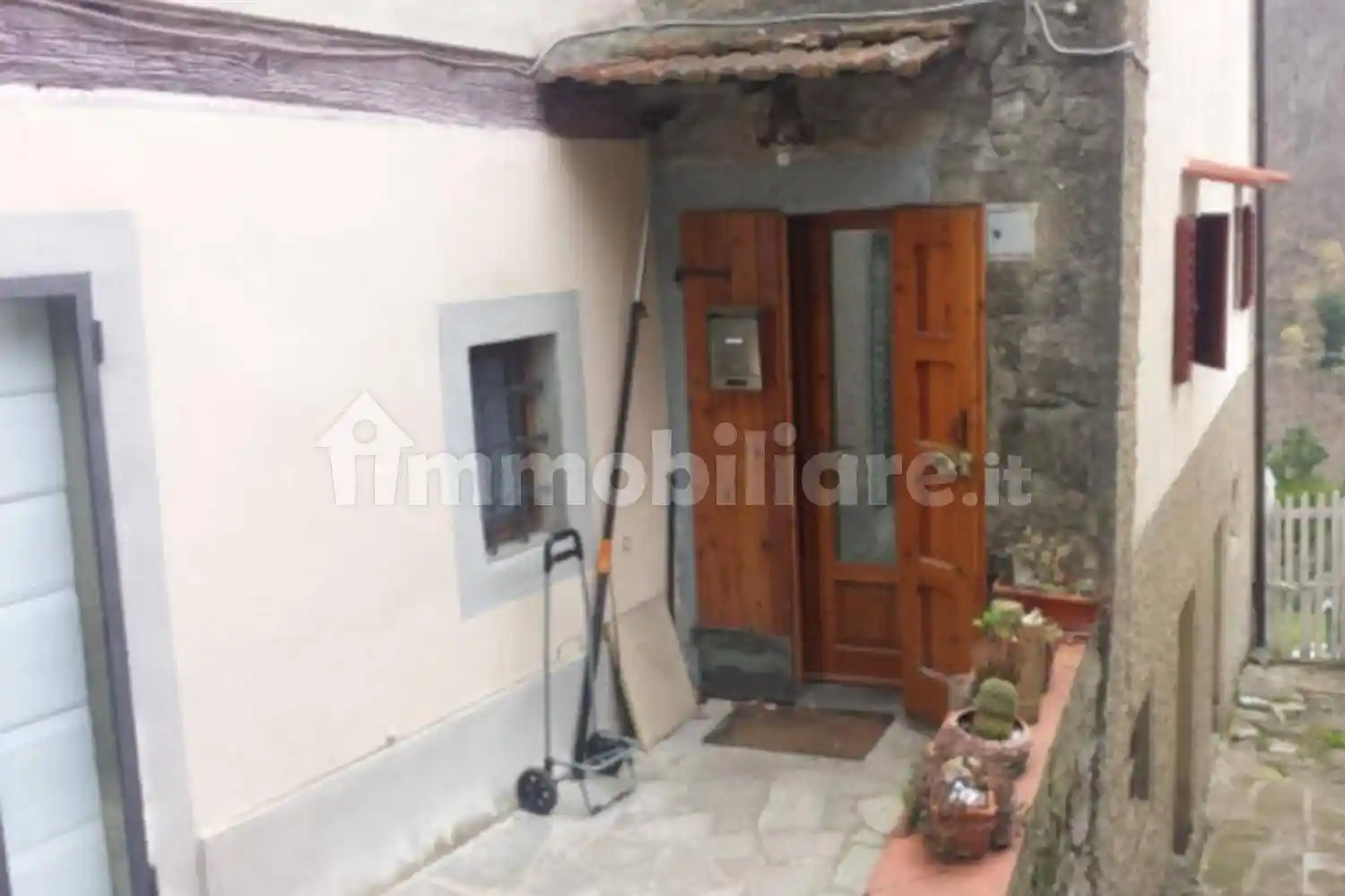 Appartamento in vendita a Londa