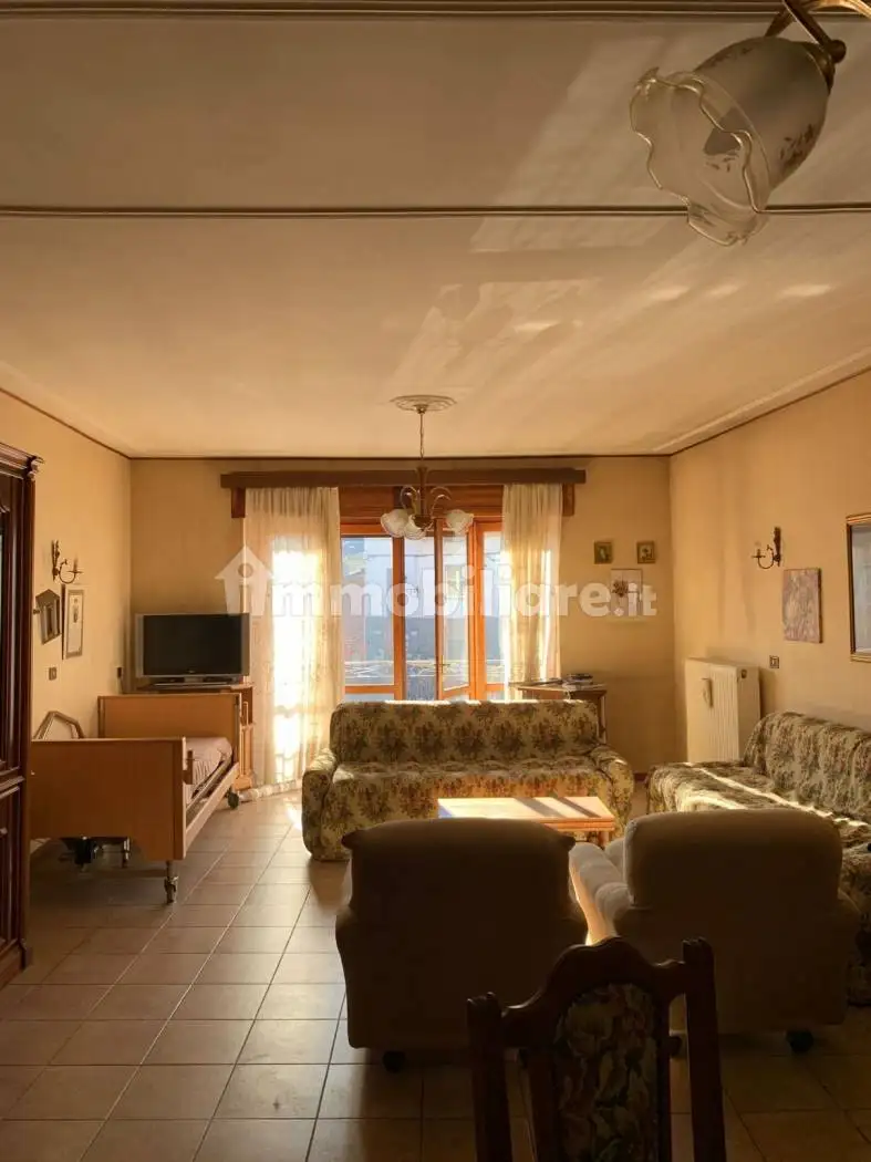 Appartamento in vendita a Alice Castello