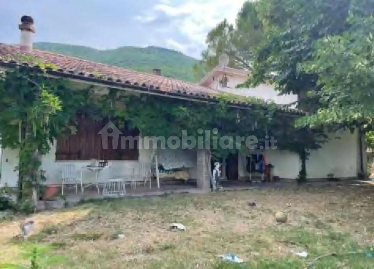 Casa indipendente in vendita a Matelica