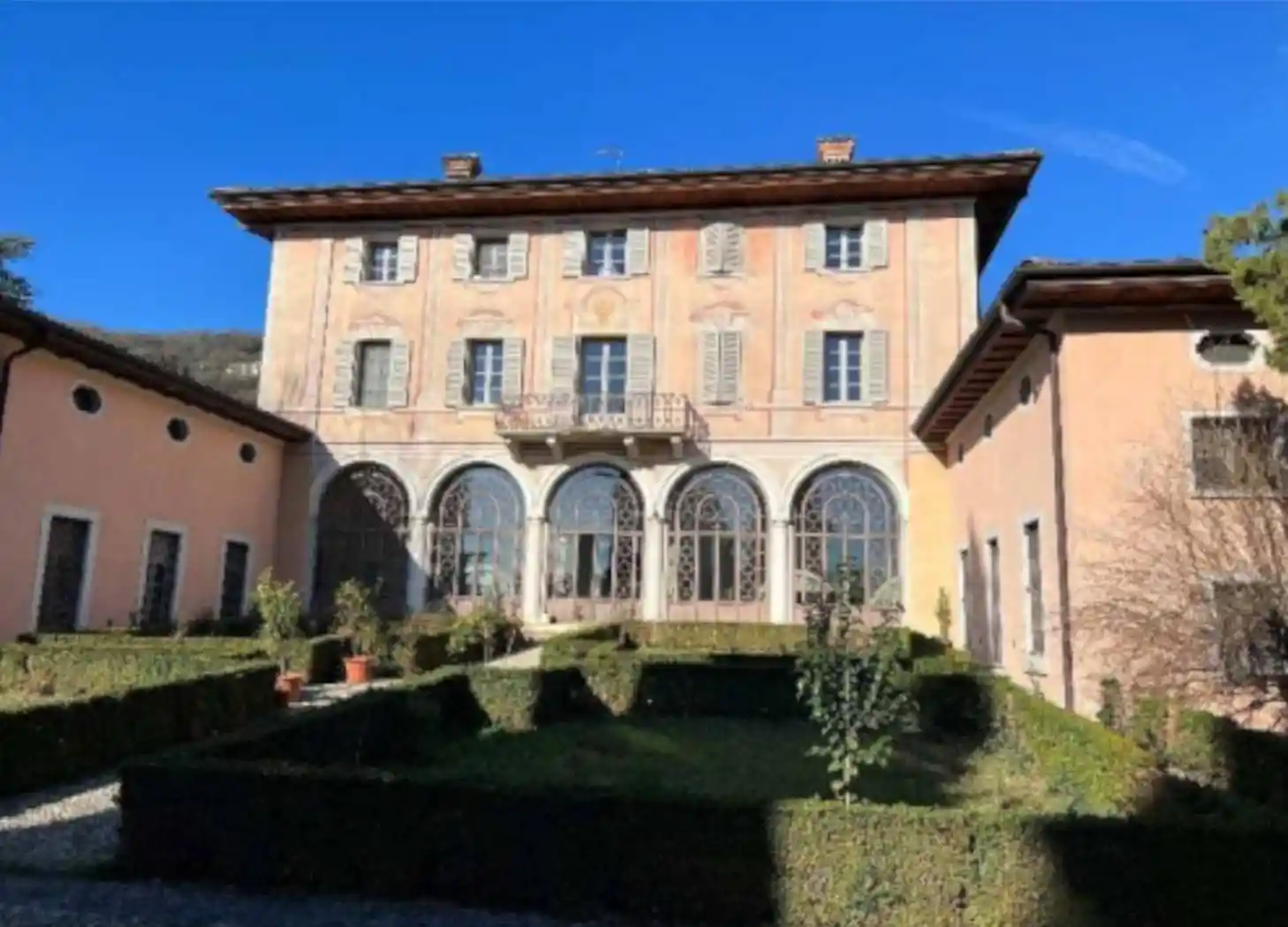 Villa in vendita a Brescia