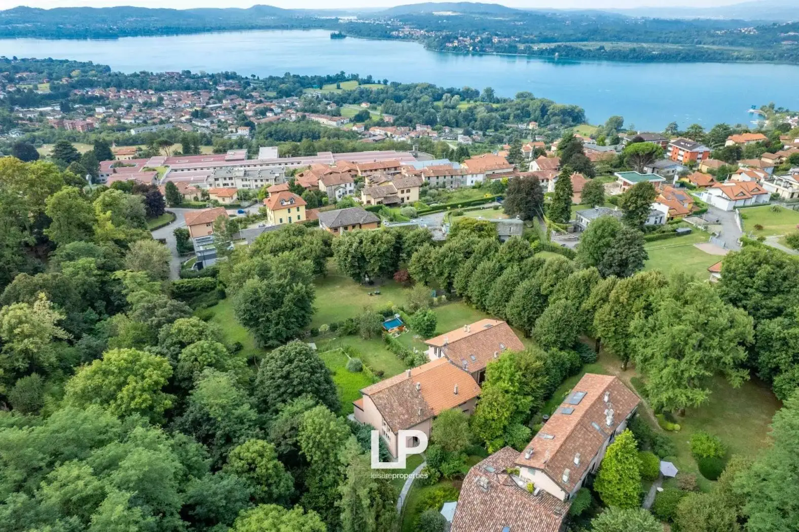 Villetta a schiera in vendita a Comerio