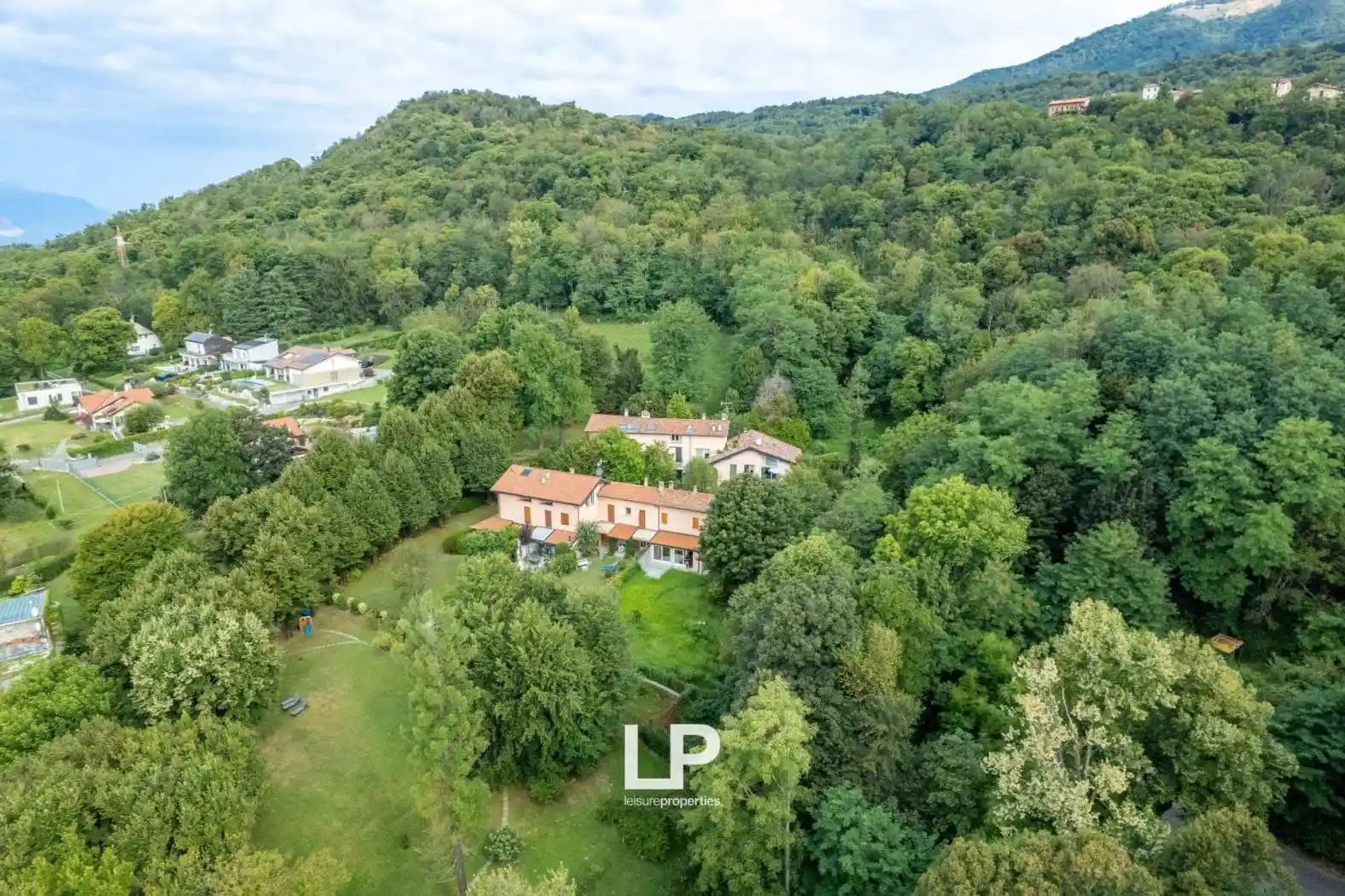 Villa a schiera via Valle Oro, n 50, Comerio - foto 3