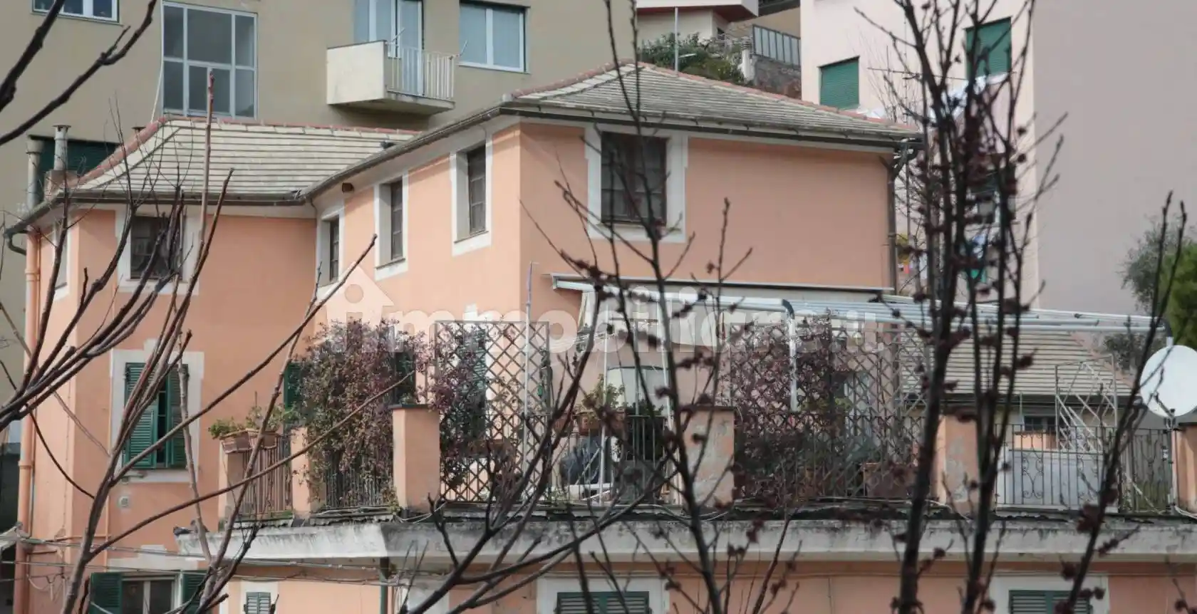 Appartamento in vendita a Genova