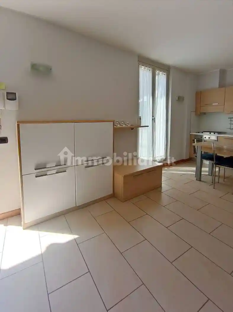 Bilocale via dei Mercanti, Centro, Gallarate - foto 2