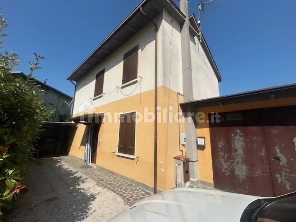 Casa indipendente in vendita a Gazoldo degli Ippoliti