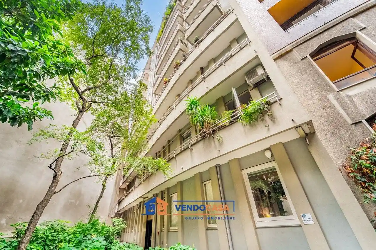 Trilocale via Gian Giacomo Mora 11/A, Carrobbio, Milano - foto 5