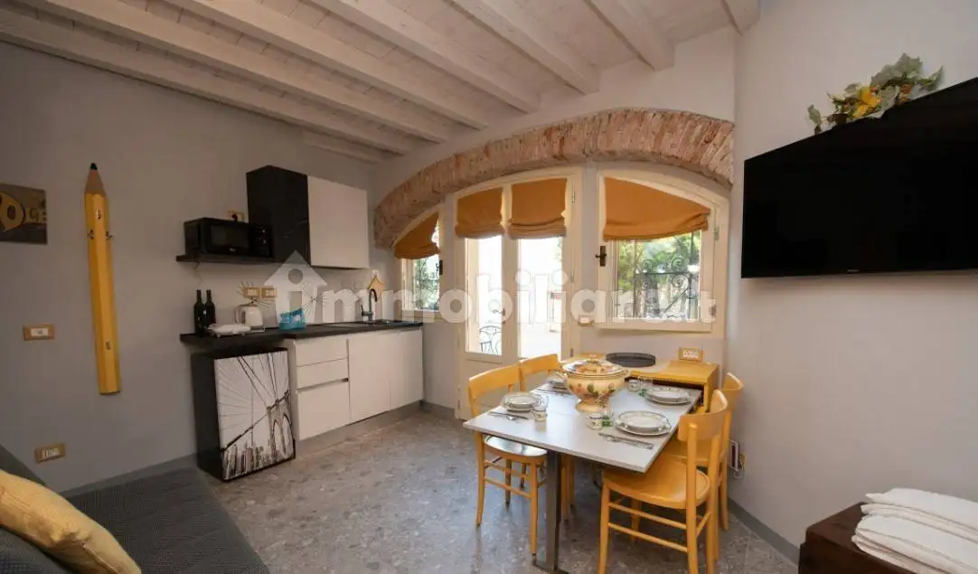 Appartamento in affitto a Salò