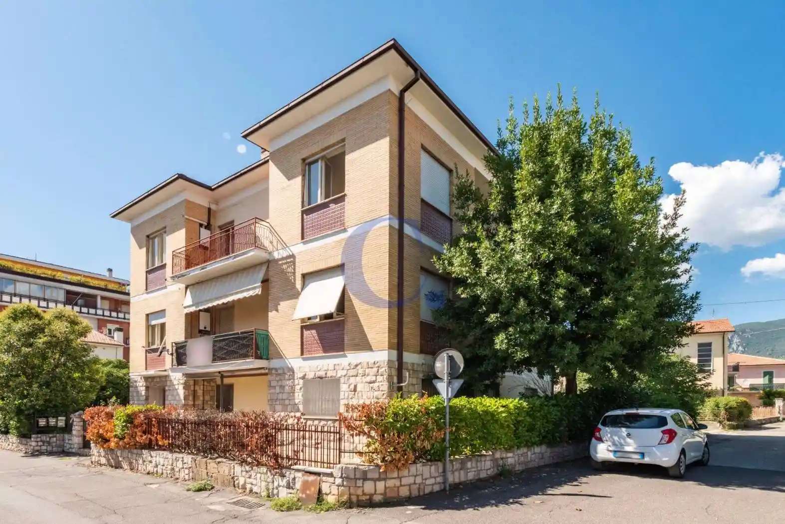 Palazzo - Edificio in vendita a Terni