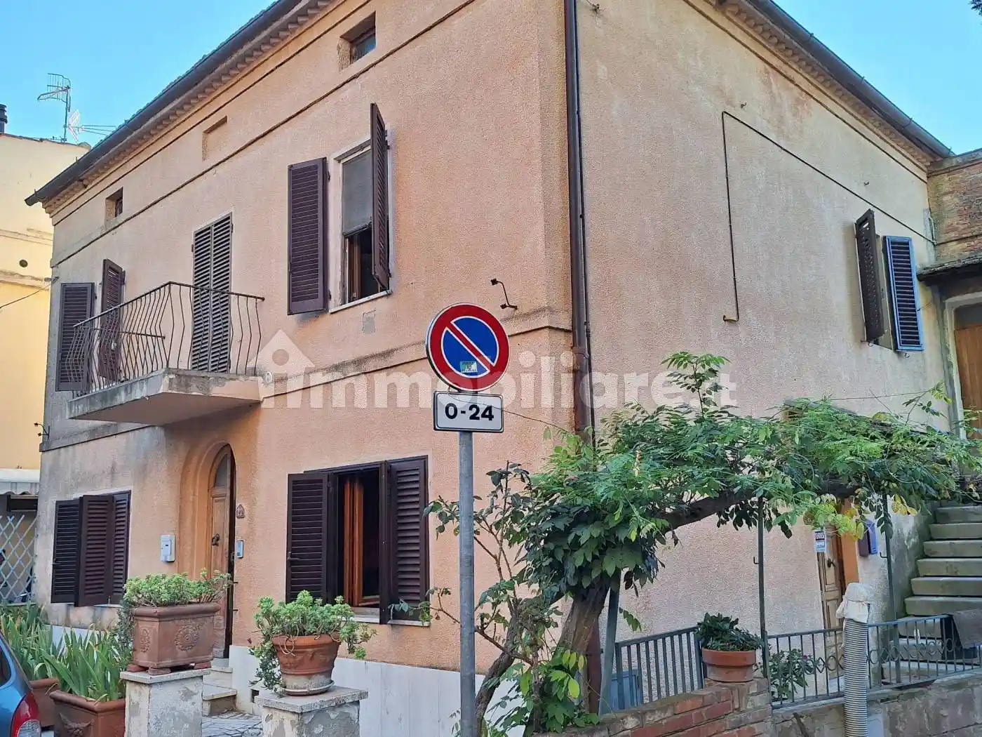 Villa in vendita a Montalcino