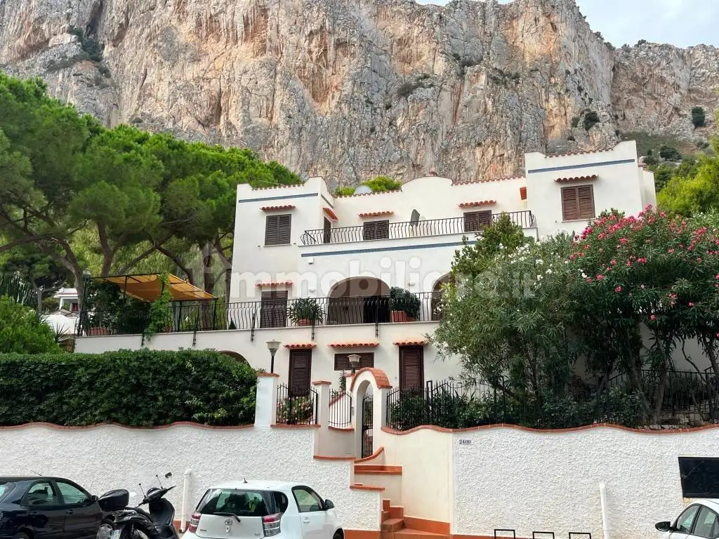 Villa in affitto a Palermo