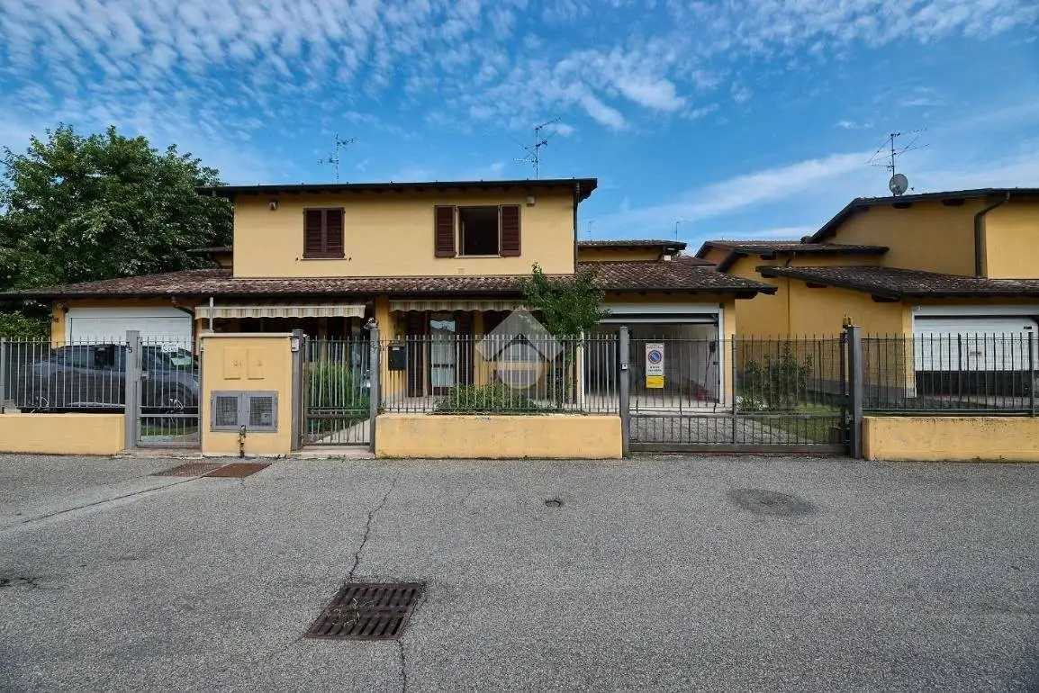Villa bifamiliare via Mons. Paolo Gatti 37, Boffalora d'Adda - foto 2