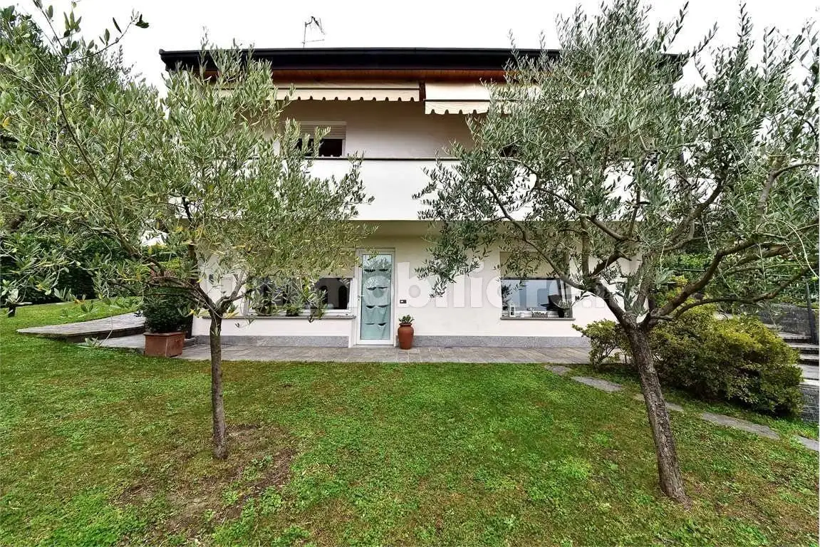Villa in vendita a Cantù