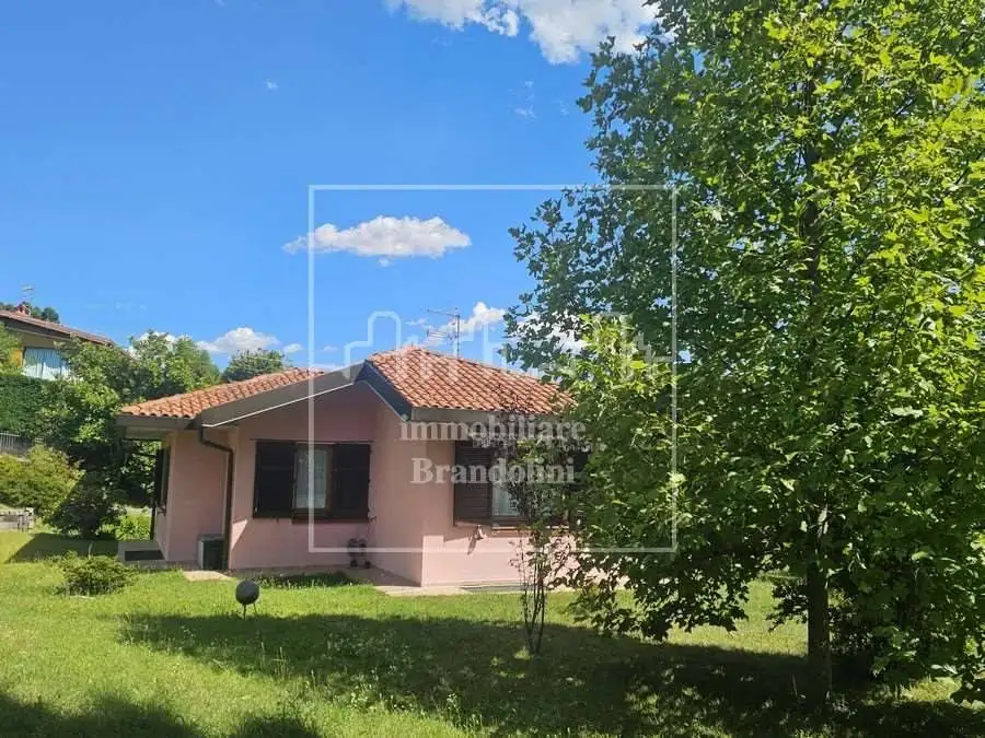 Villa unifamiliare 300 m², Barasso - foto 4