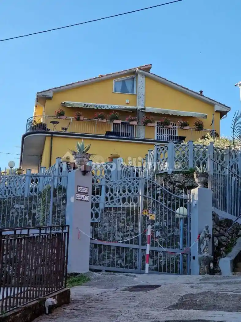 Villa plurifamiliare via Genova 523, Foce - Marinasco, La Spezia - foto 3