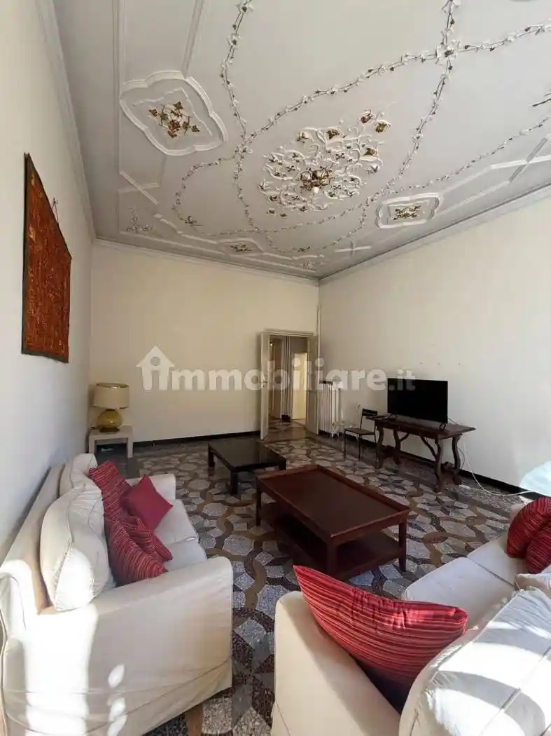 Appartamento in vendita a Genova