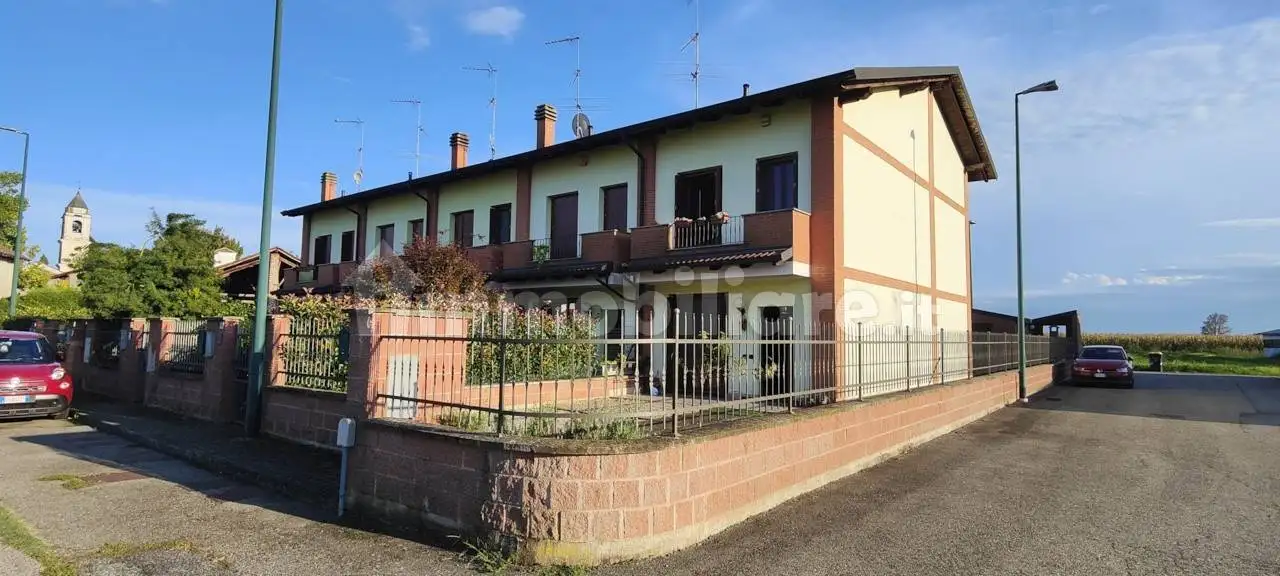Villetta a schiera in vendita a Casalino