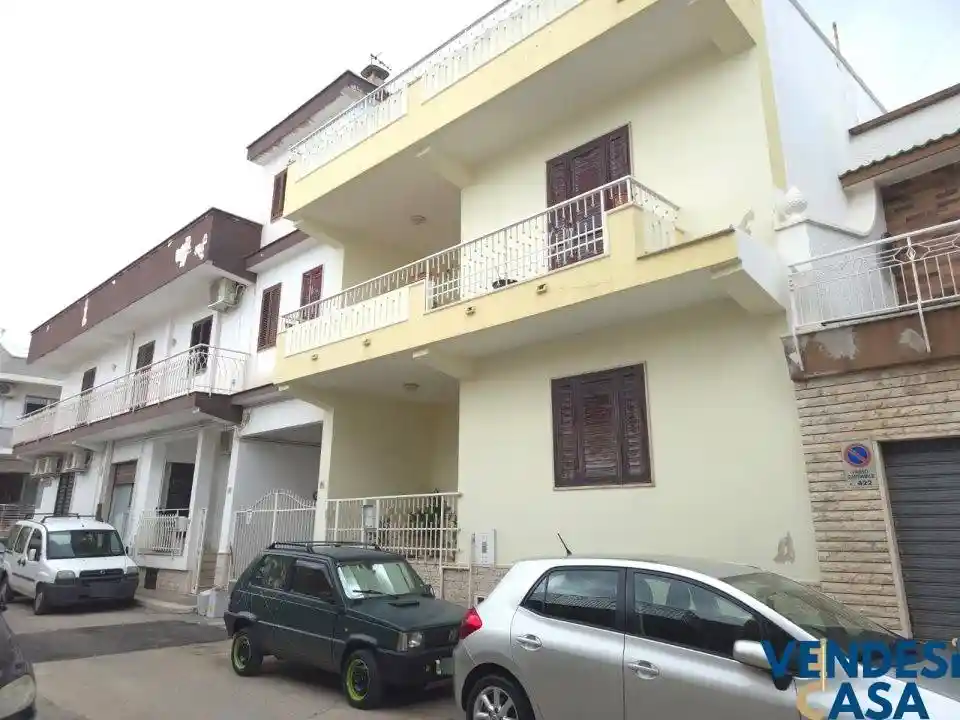 Casa indipendente in vendita a Adelfia