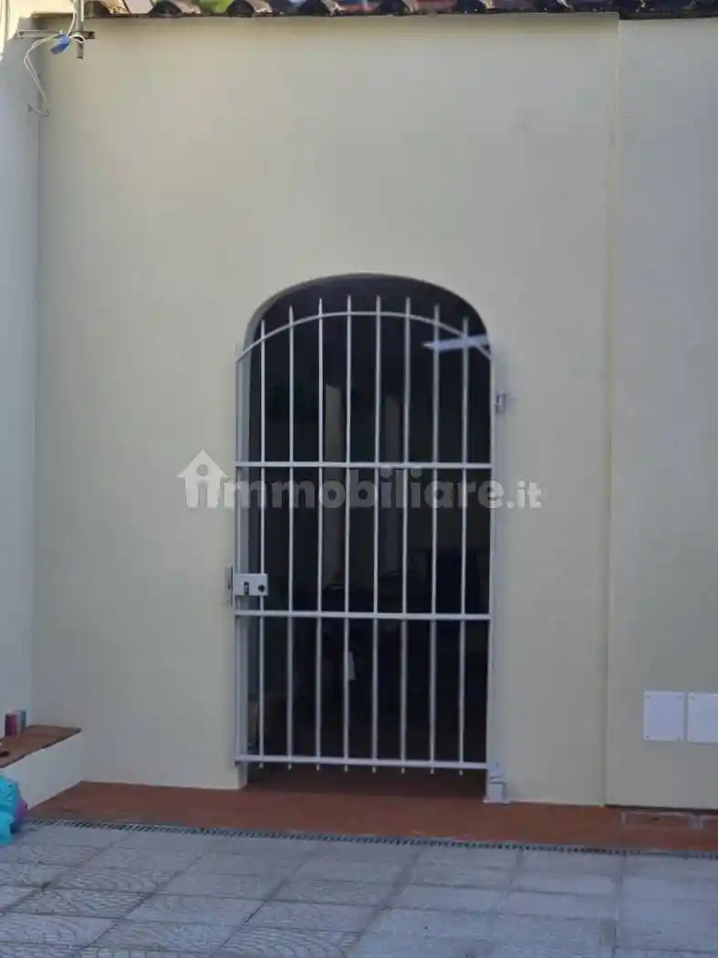 Terratetto unifamiliare via Genova,  25, Marina di Carrara, Carrara - foto 3