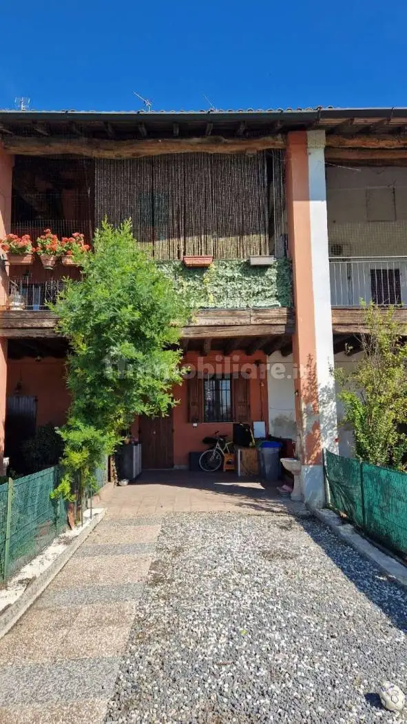 Rustico - Casale in vendita a Palazzo Pignano