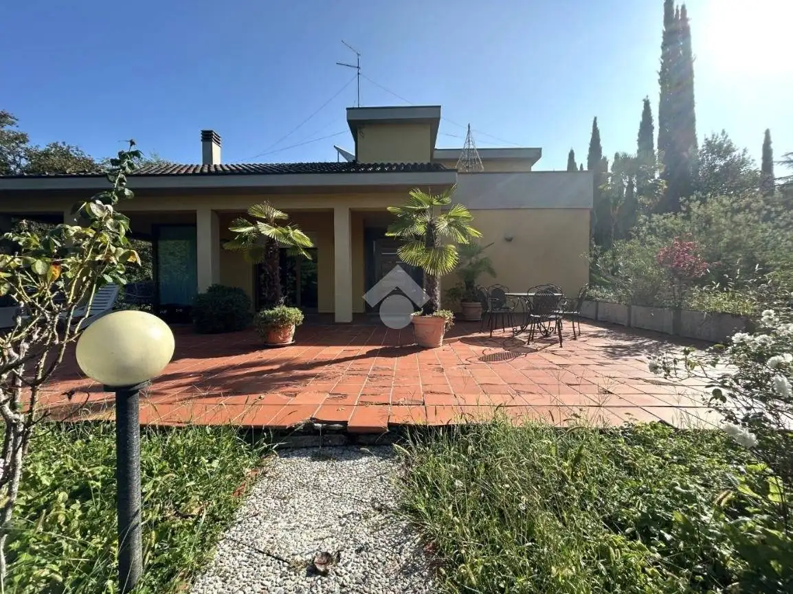 Villa in vendita a Arezzo