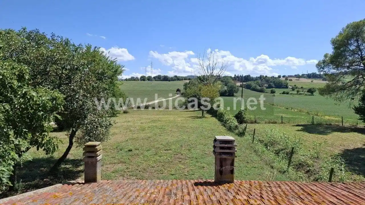 Villa in vendita a Vallefoglia