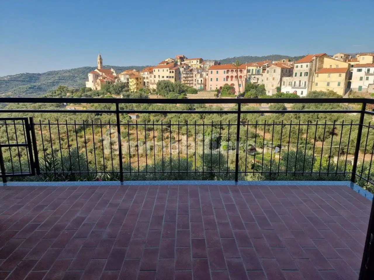 Appartamento in affitto a Civezza