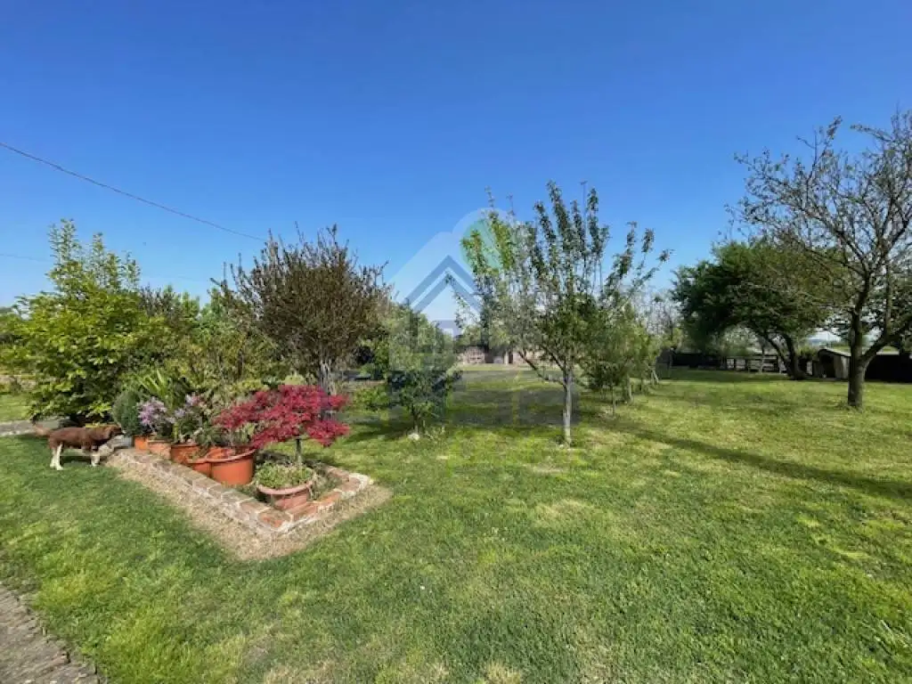 Terratetto unifamiliare via Ugo Pelo' San Giuliano, San Giuliano, Castelvetro Piacentino - foto 2