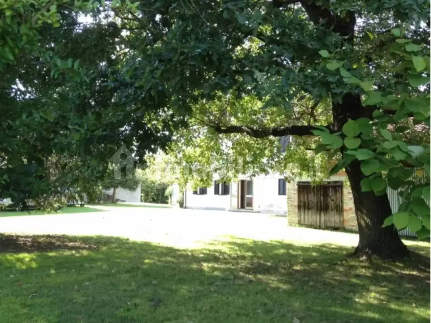 Rustico - Casale in vendita a Sesto al Reghena