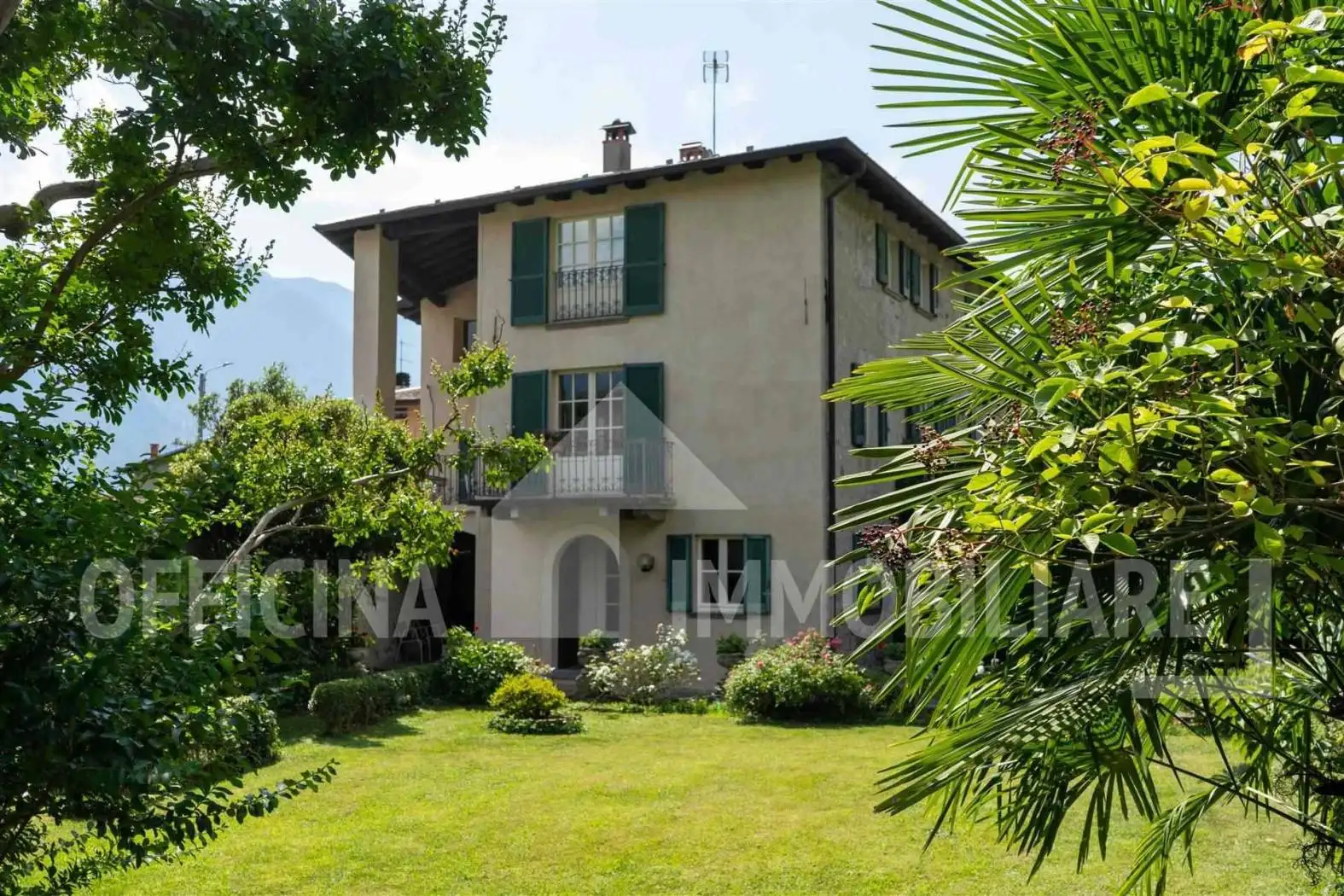 Villa in vendita a Castione Andevenno
