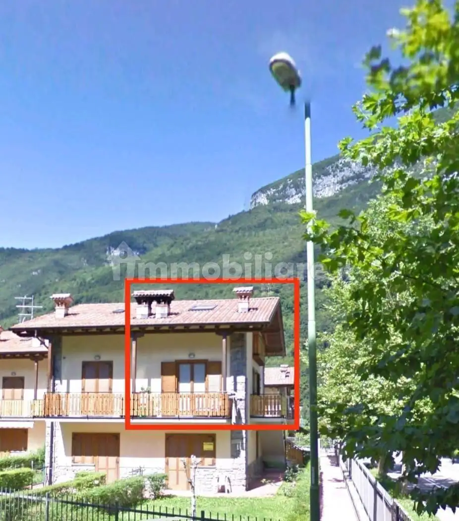 Villa in vendita a Villa d'Ogna