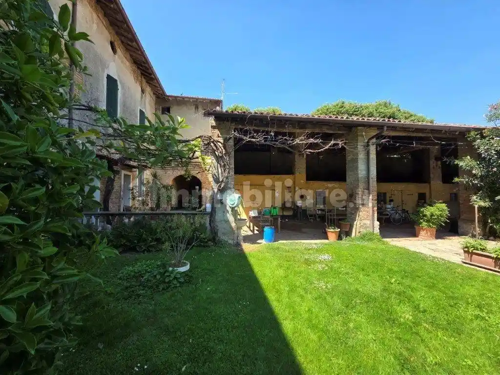 Rustico - Casale in vendita a San Donato Milanese