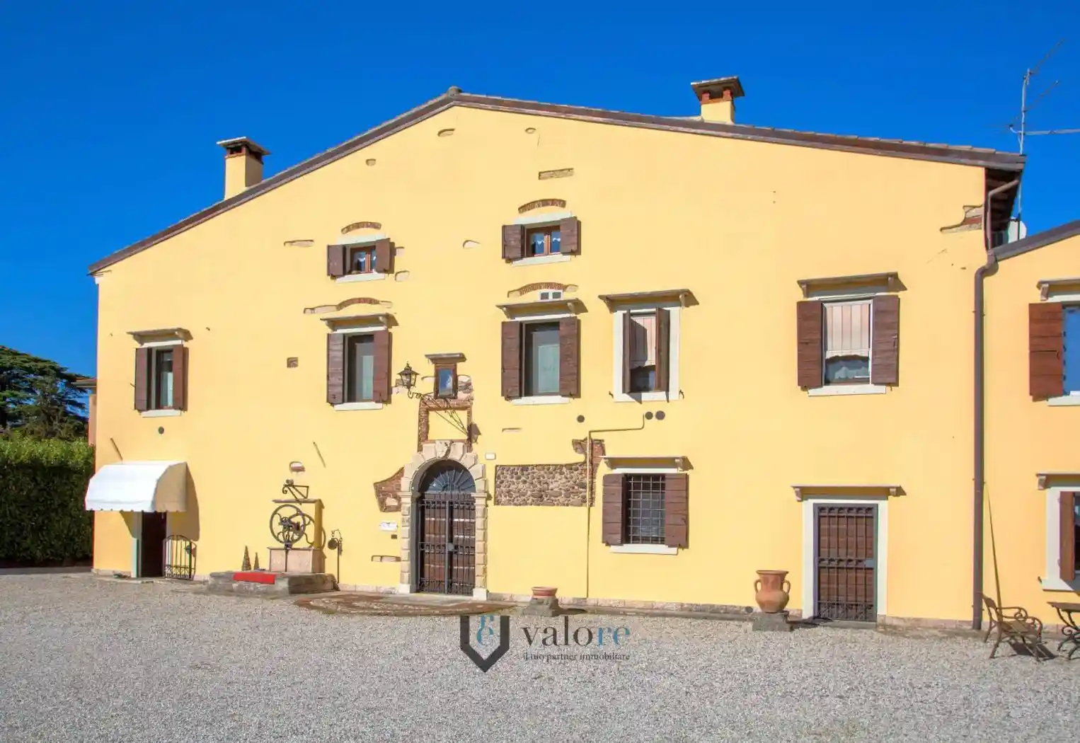 Palazzo - Edificio in vendita a Verona