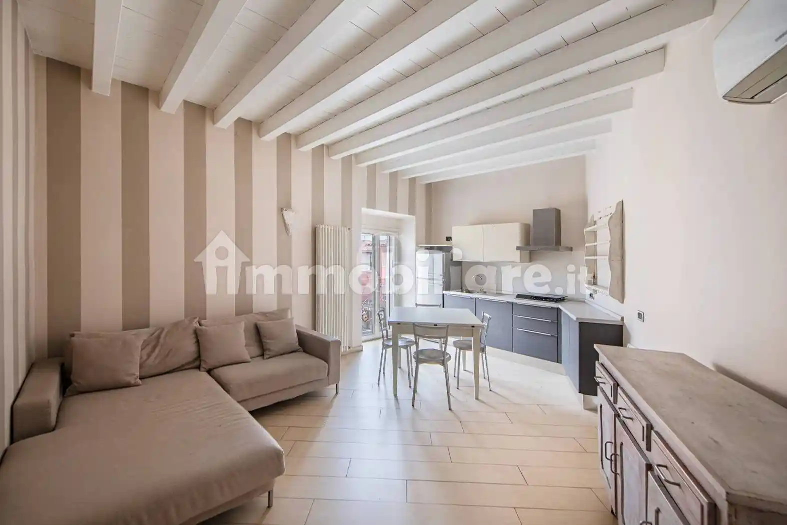 Appartamento in vendita a Padenghe sul Garda