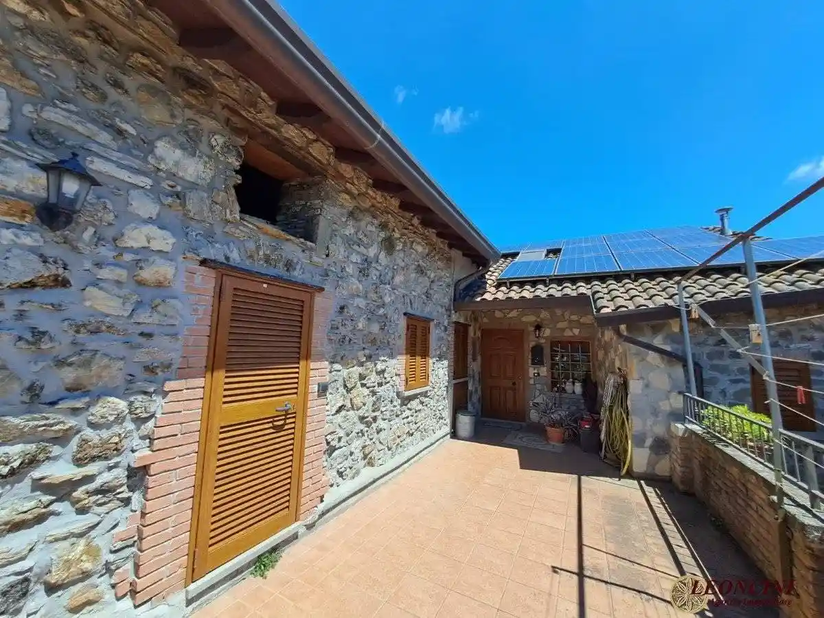 Rustico - Casale in vendita a Tresana