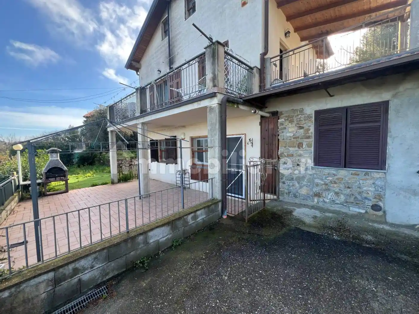 Villa in vendita a Cipressa