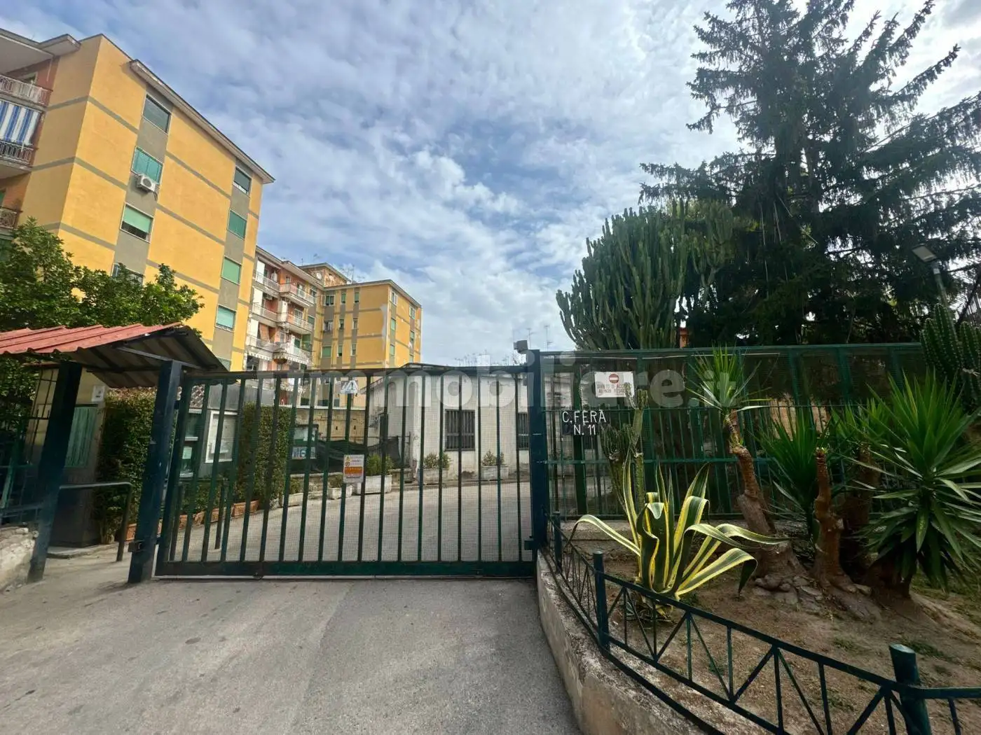 Appartamento in vendita a Napoli