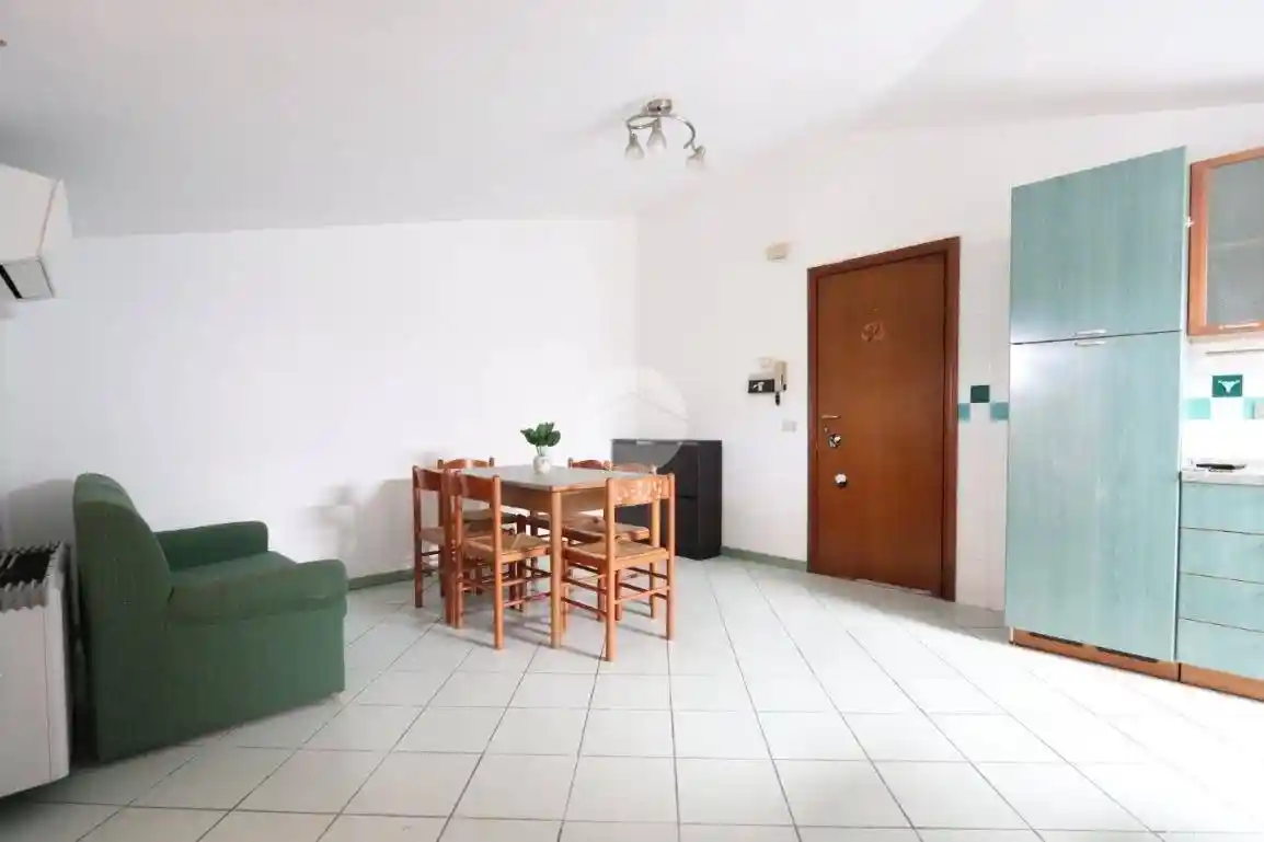 Trilocale via Sicilia 21, Lungomare Marconi, Alba Adriatica - foto 2