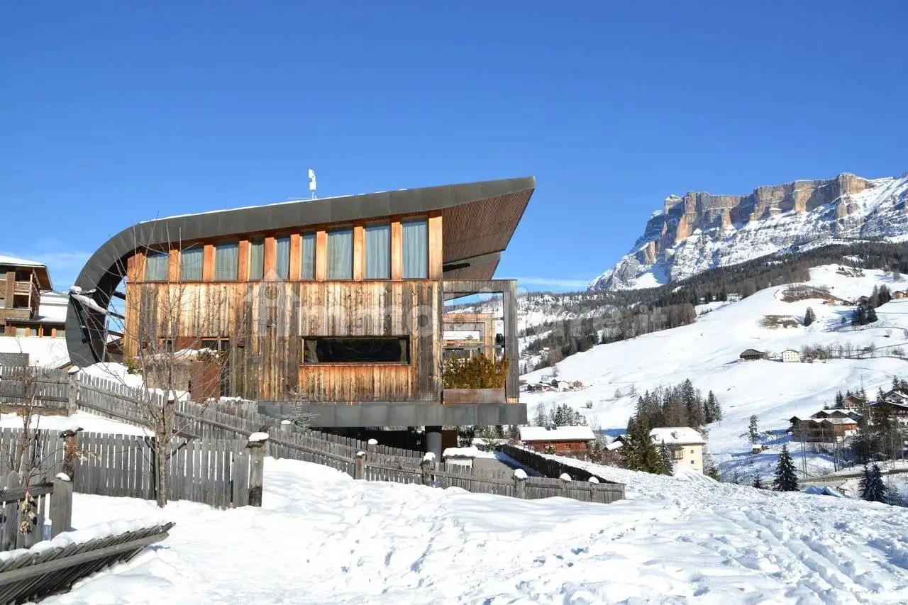 Villa in vendita a Badia