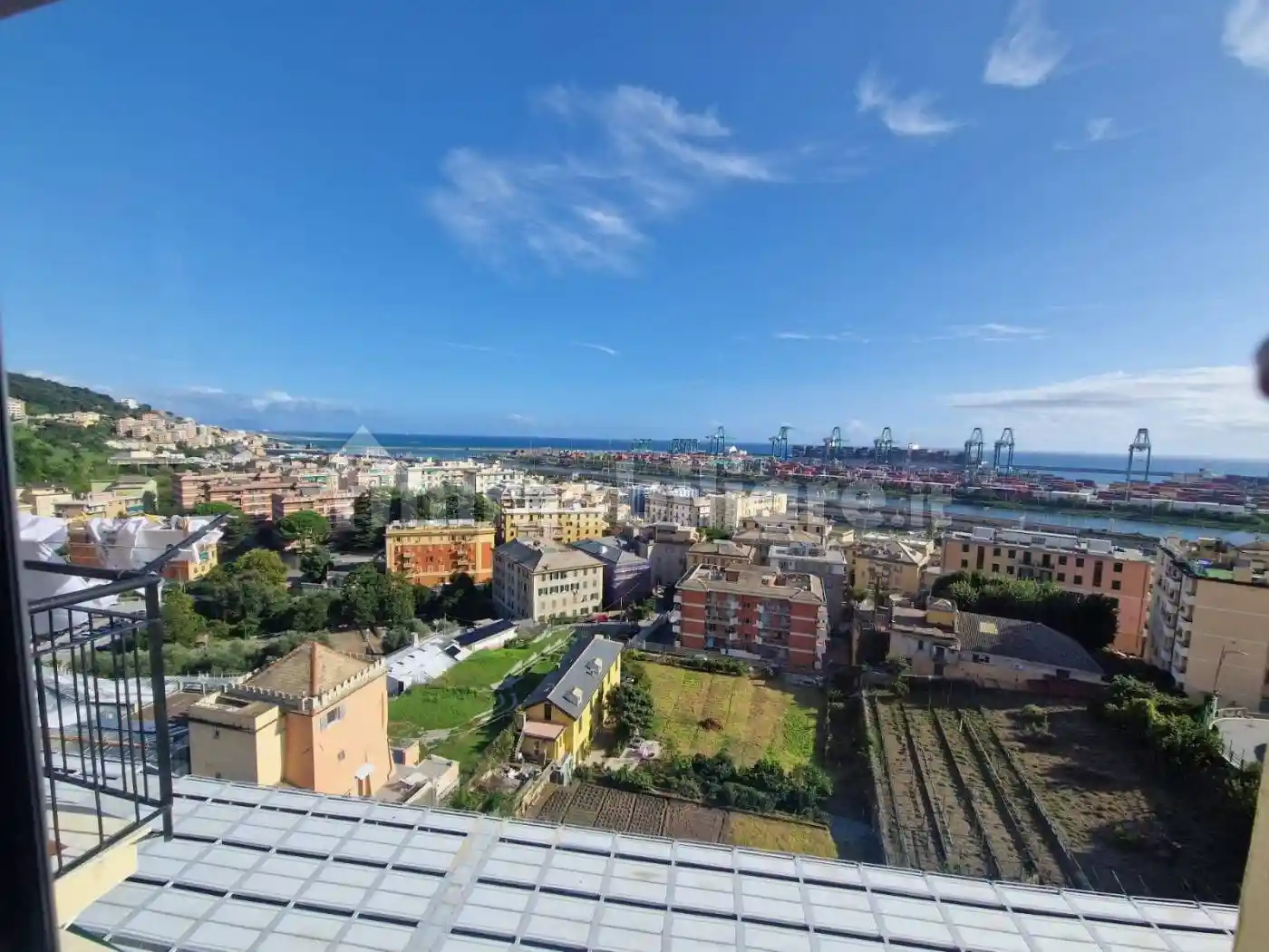 Appartamento in vendita a Genova