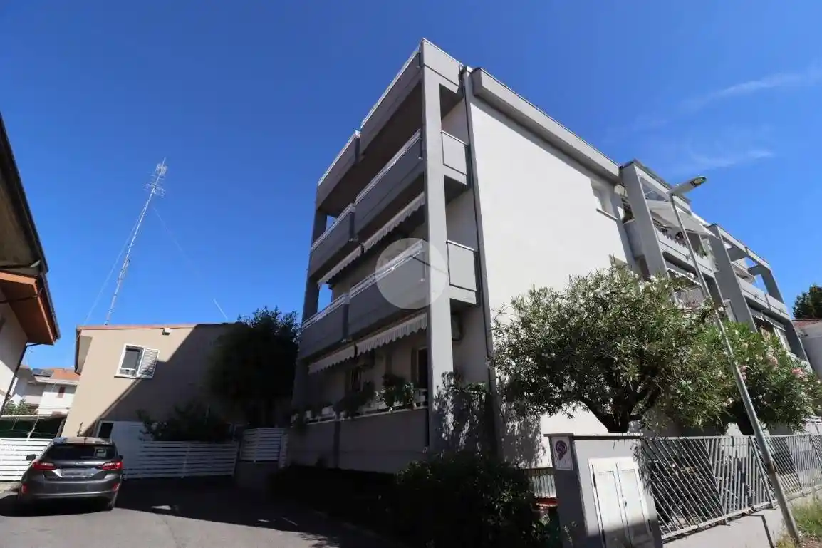 Quadrilocale via Grado 19, Centro, Giulianova - foto 2