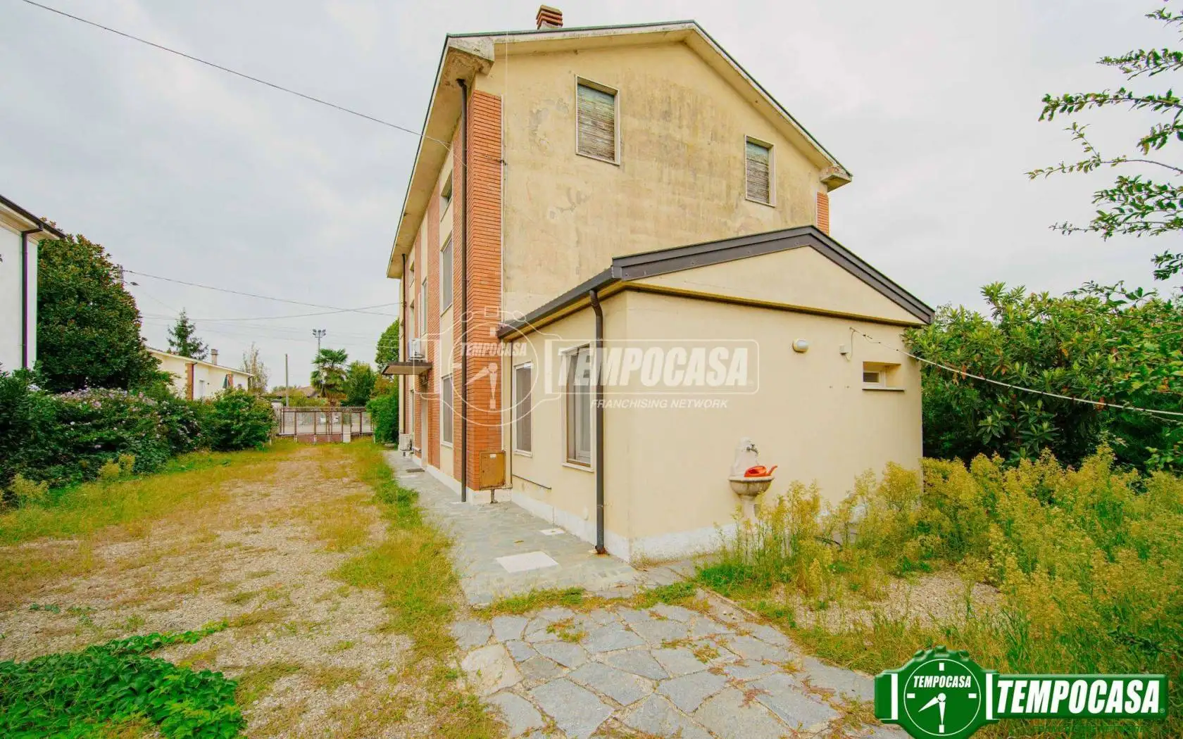 Villa bifamiliare via IV Novembre, Bressana, Bressana Bottarone - foto 2