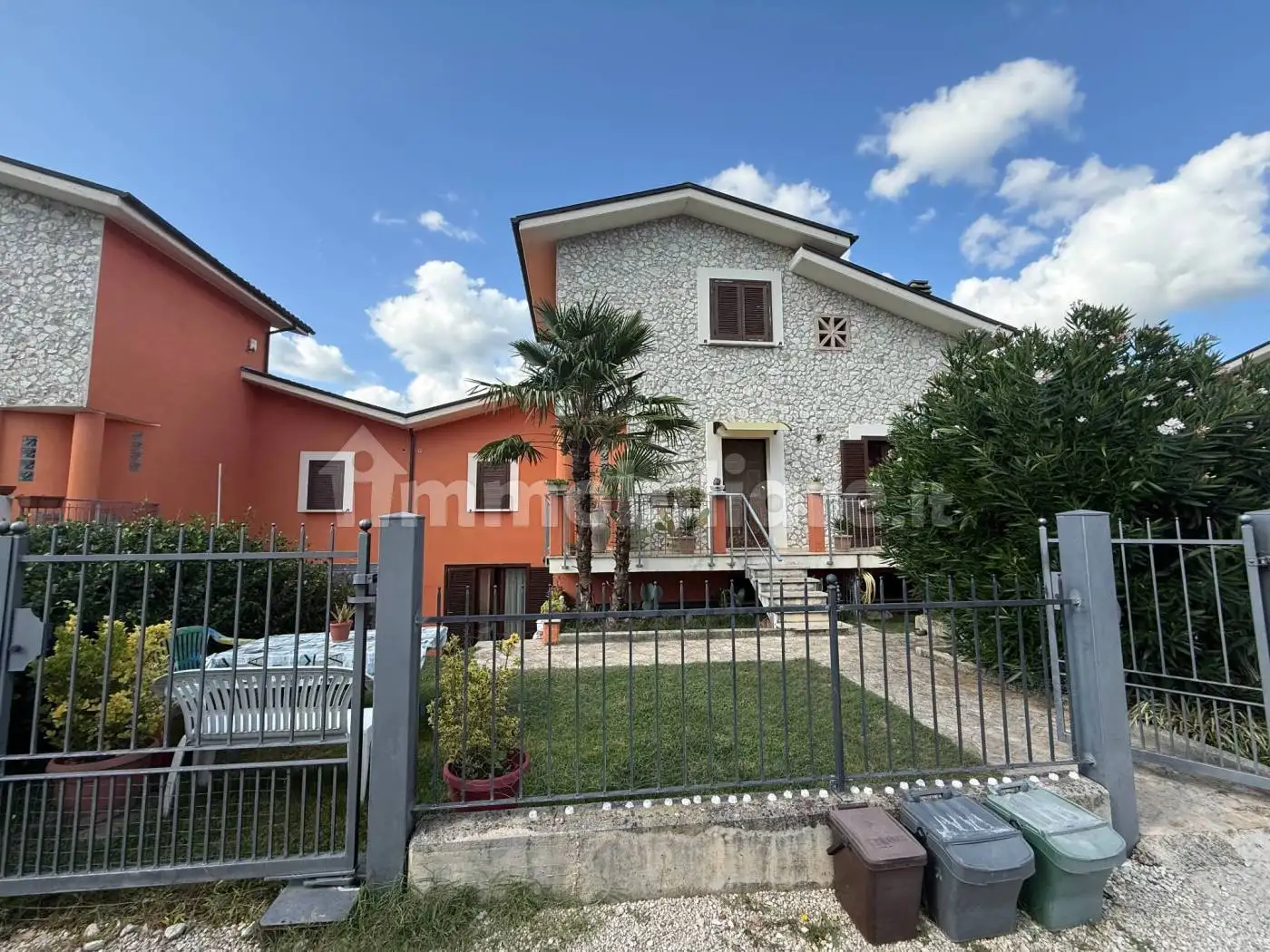 Villa in vendita a Contigliano