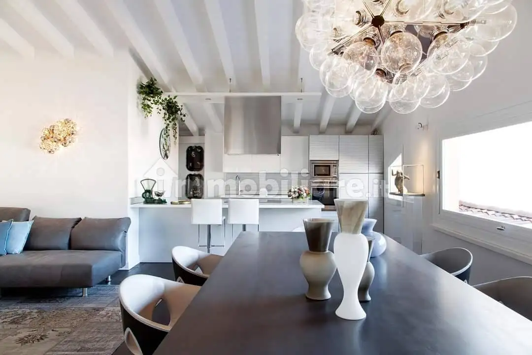 Appartamento via Giuseppe Mazzini 8, Centro, Creazzo - foto 2