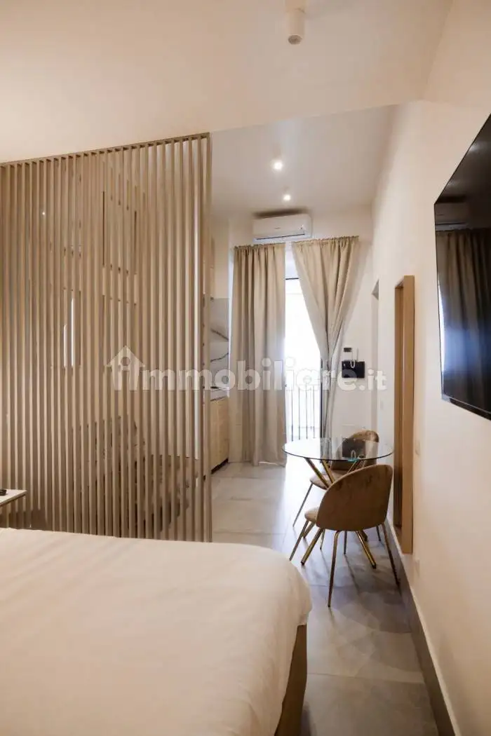 Appartamento in vendita a Napoli