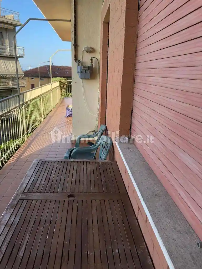 Appartamento in affitto a Falconara Marittima