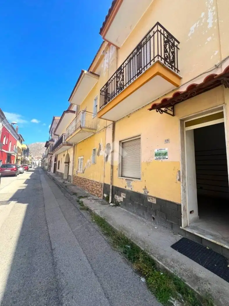 Rustico - Casale in vendita a Mondragone