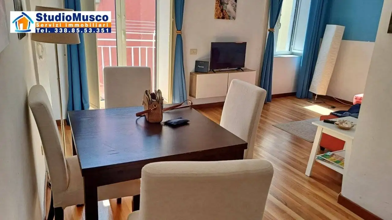 Appartamento in vendita a Napoli